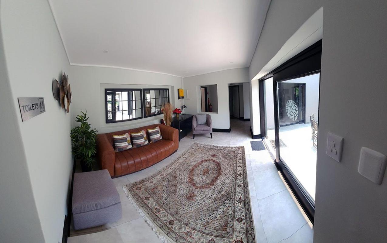 The Guesthouse 6 On Vrede Johannesburg Exterior foto